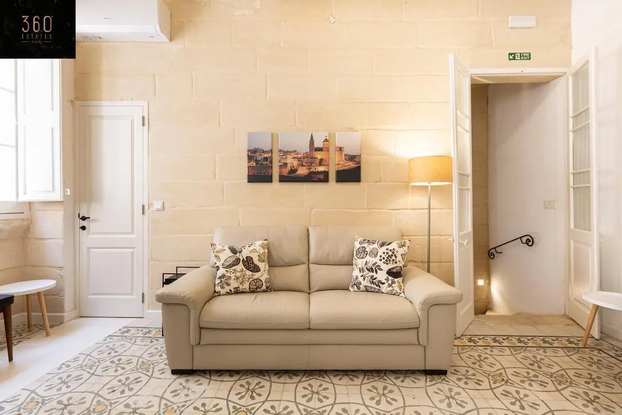 Historical Mdina Gem Lux Home With Rooftop Pool By 360 Estates Apartmán